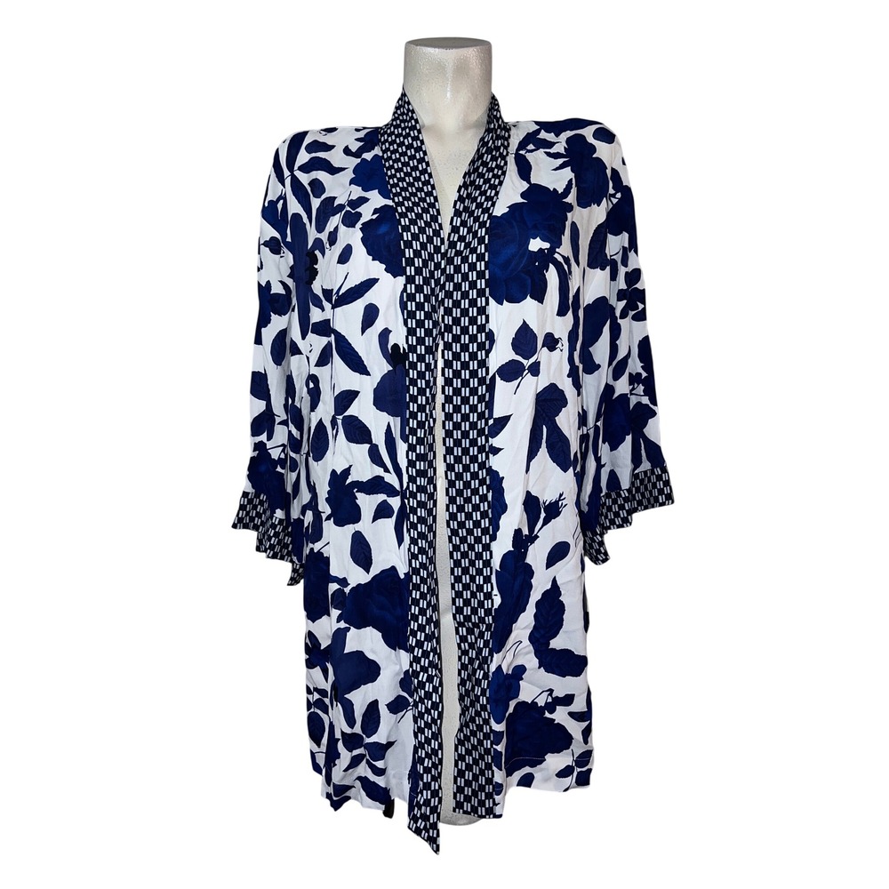 Cabi Blue White Floral Kimono Cardigan Open Front Viscose Topper 5661 Size ML